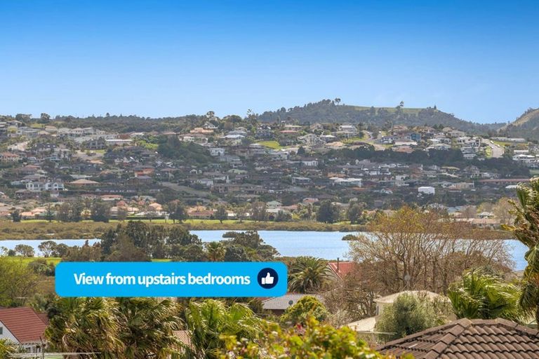 Photo of property in 4 Totara Views Drive, Red Beach, 0932