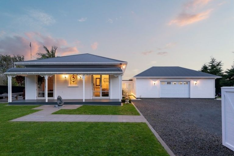 Photo of property in 100 Pukekohe East Road, Pukekohe, 2677