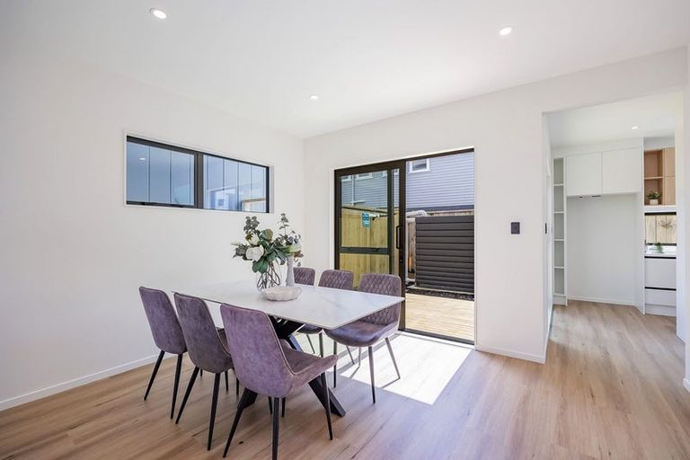 Photo of property in 27d O'donn Avenue, Beach Haven, Auckland, 0626