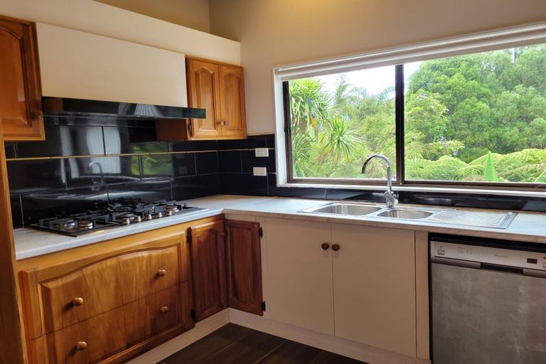 Photo of property in 64b Pleasant Road, Glen Eden, Auckland, 0602