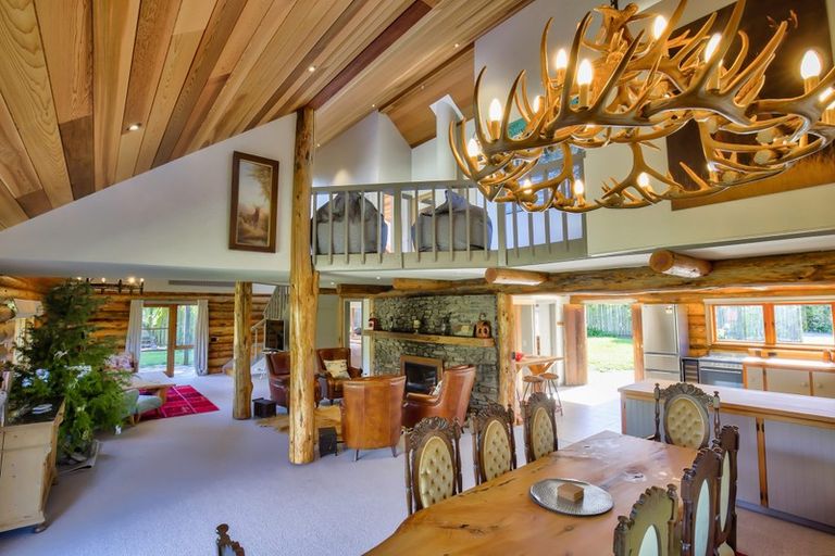 Photo of property in 21 Mount Iron Drive, Wanaka, 9305