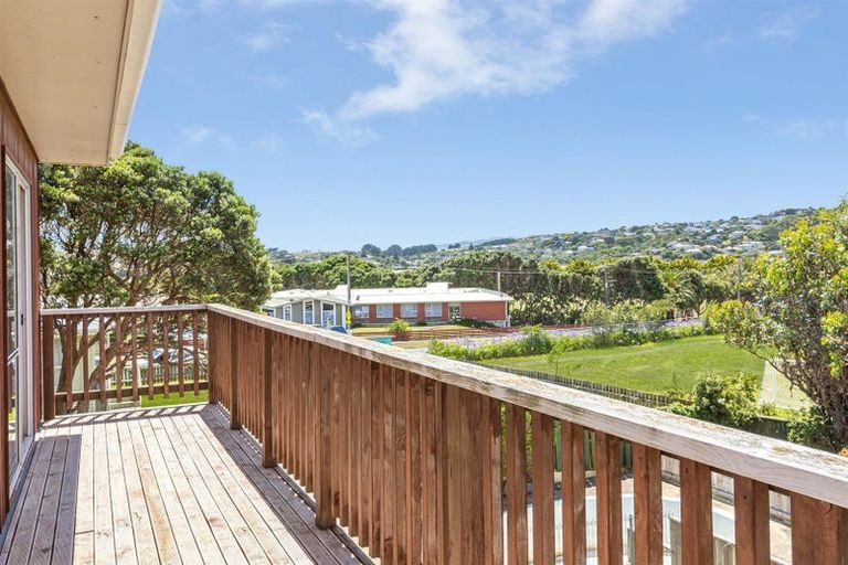 Photo of property in 63 Te Pene Avenue, Titahi Bay, Porirua, 5022
