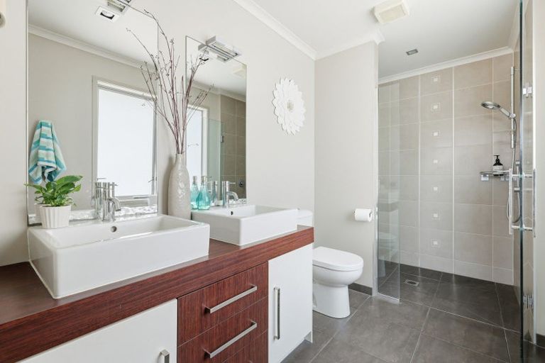 Photo of property in 23 Tay Street, Mount Maunganui, 3116