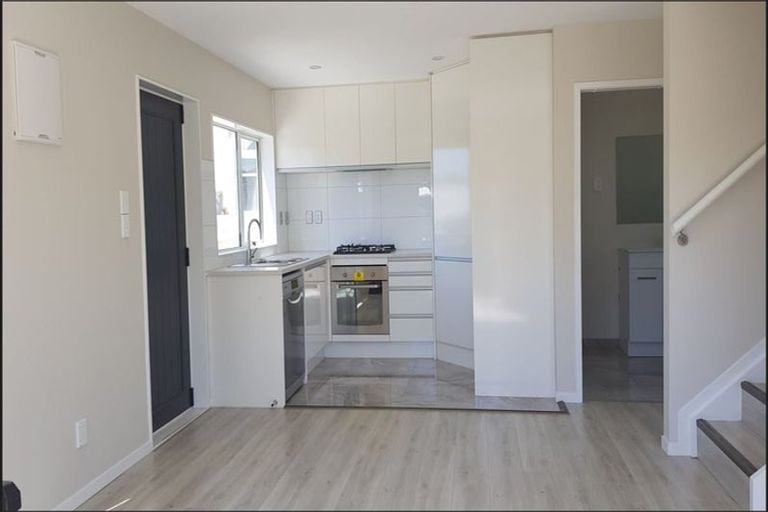 Photo of property in 10 Sequoia Place, Sunnynook, Auckland, 0620