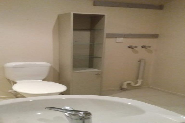 Photo of property in Coromandel Heights, 11/111 Coromandel Street, Newtown, Wellington, 6021