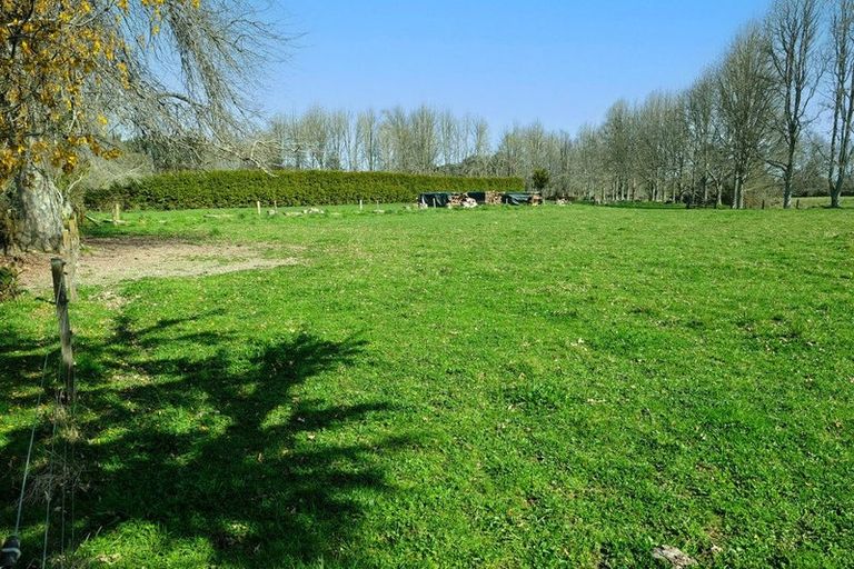 Photo of property in 64 Peacockes Lane, Peacocke, Hamilton, 3282