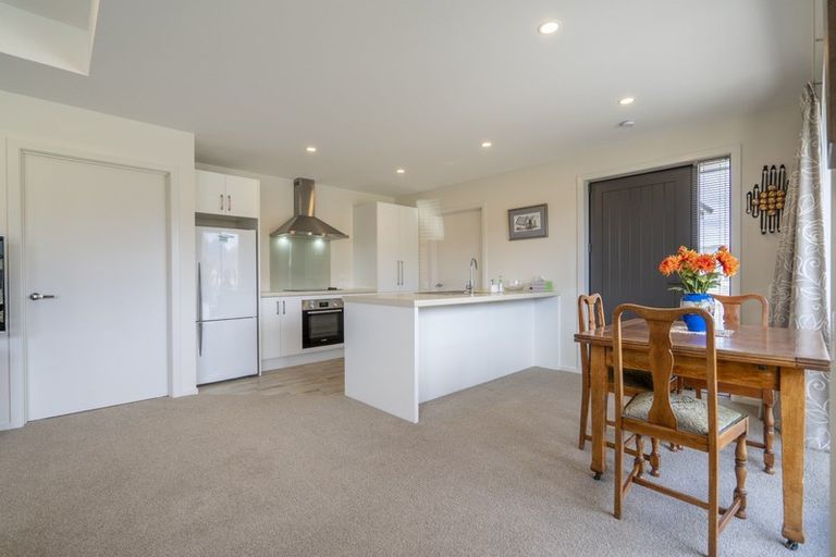 Photo of property in 10 Pop Andrew Drive, Te Anau, 9600