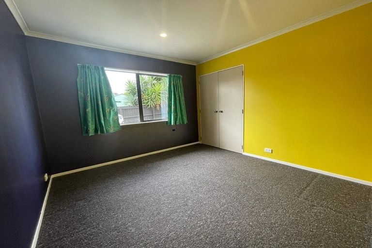 Photo of property in 338a Glengarry Road, Glen Eden, Auckland, 0602