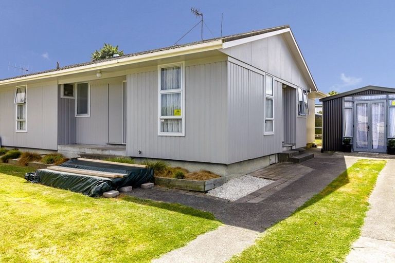 Photo of property in 12 Glamorgan Avenue, Tamatea, Napier, 4112