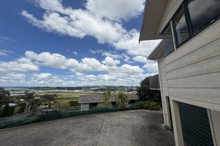 Photo of property in 32 Panorama Drive, Parahaki, Whangarei, 0112