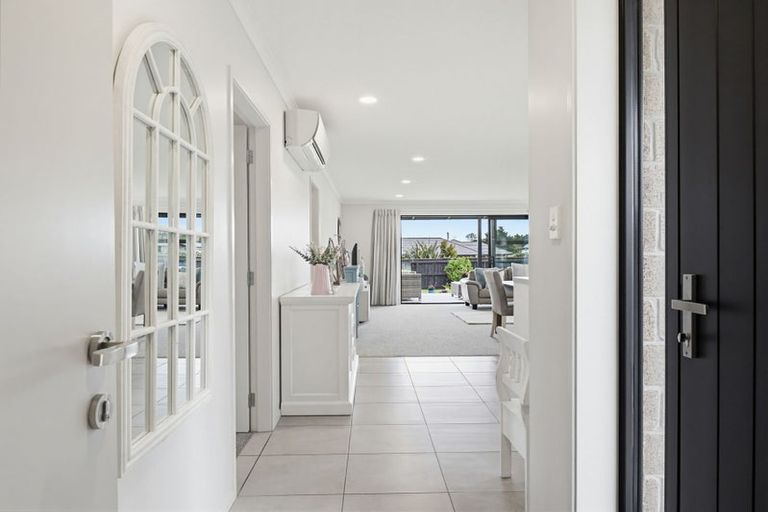 Photo of property in 21 Macdonald Heights, Feilding, 4702