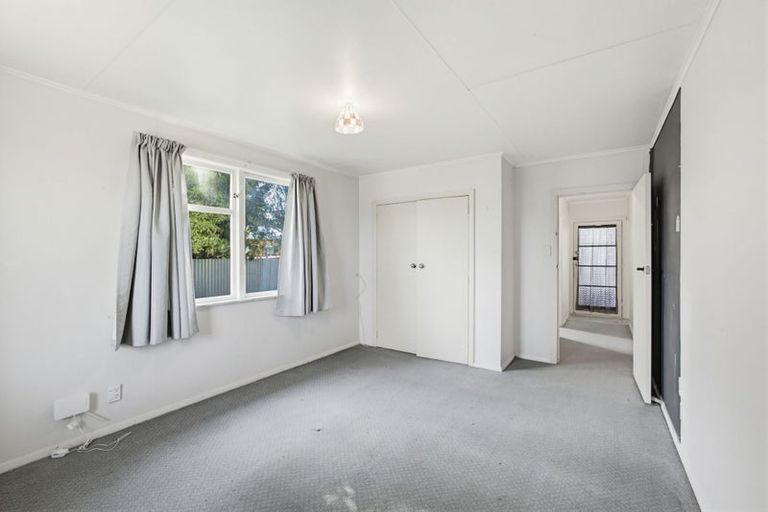Photo of property in 2/38 Wordsworth Crescent, Maraenui, Napier, 4110