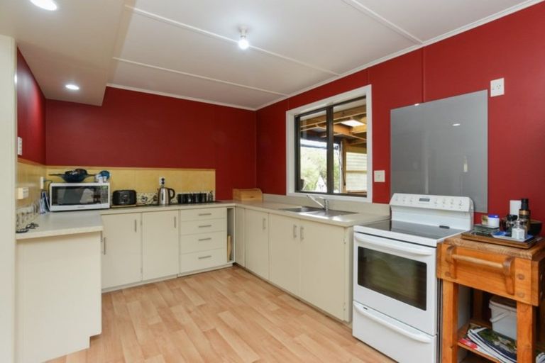 Photo of property in 6 Watts Street, Waipawa, 4210