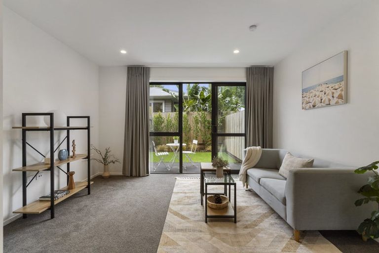 Photo of property in 6/63 Taikata Road, Te Atatu Peninsula, Auckland, 0610