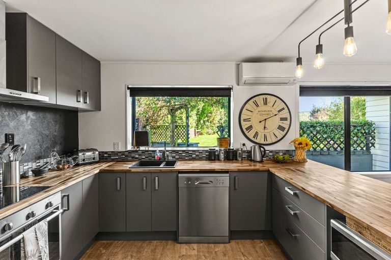 Photo of property in 123 Ravensdale Rise, Westmorland, Christchurch, 8025