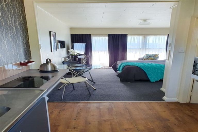 Photo of property in 2/46 Evans Street, Maori Hill, Timaru, 7910
