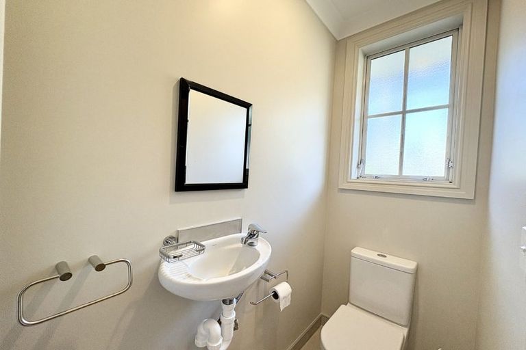Photo of property in 154a Tinakori Road, Thorndon, Wellington, 6011