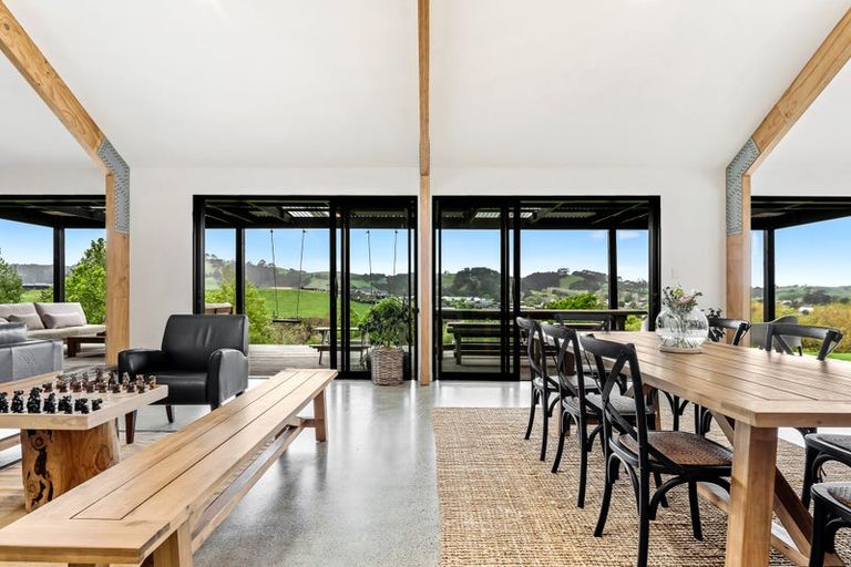 Photo of property in 7 Tamahunga Drive, Matakana, Warkworth, 0985