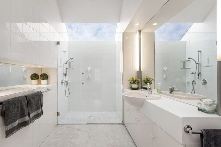 Photo of property in 40 Clissold Street, Merivale, Christchurch, 8014