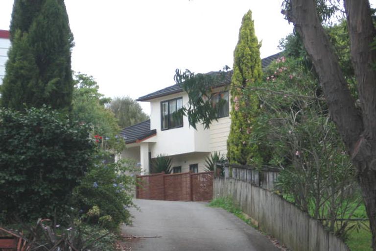 Photo of property in 2/15 Glastron Place, Bayview, Auckland, 0629