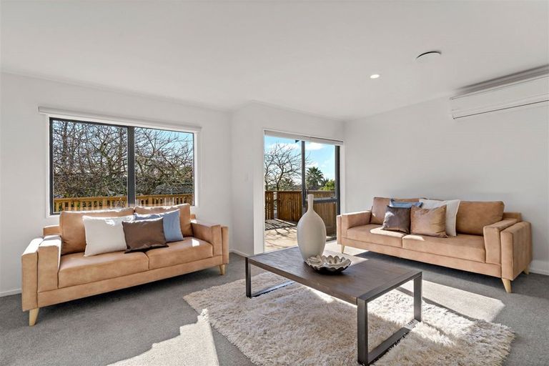 Photo of property in 2/78 Colwill Road, Massey, Auckland, 0614