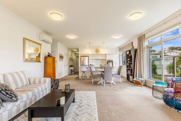 Photo of property in 1 Park Lane, Orewa, 0931