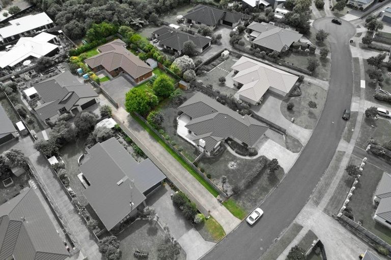 Photo of property in 18 Ludlam Way, Otaki, 5512