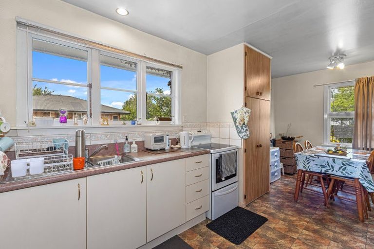 Photo of property in 22 Reynolds Avenue, Bishopdale, Christchurch, 8053