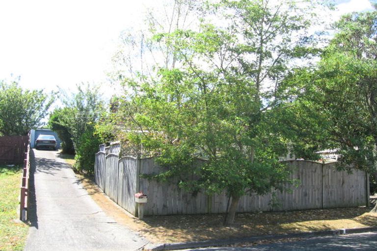 Photo of property in 14f1- Dakota Grove, Totara Park, Upper Hutt, 5018