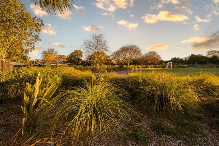 Photo of property in 7 Braemar Place, Avonside, Christchurch, 8061