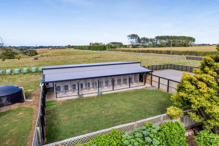 Photo of property in 242 Tawhiti Road, Hawera, 4672