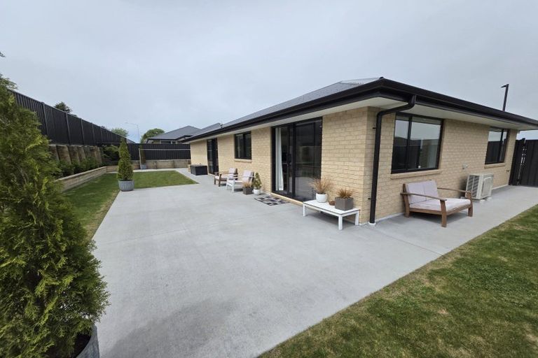 Photo of property in 13 Royal Oak Crescent, Holmes Hill, Oamaru, 9401
