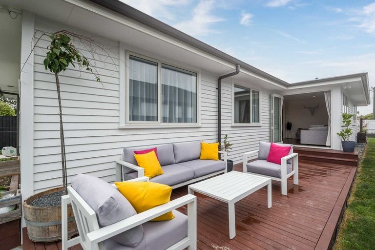 Photo of property in 33 Reginald Street, Burwood, Christchurch, 8083