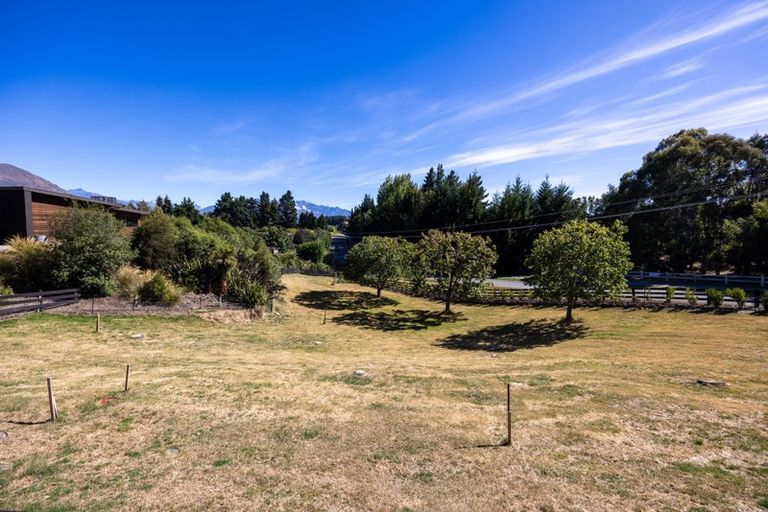 Photo of property in 22 Ballantyne Road, Wanaka, 9305