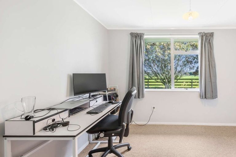 Photo of property in 32 Cascade Crescent, Westbrook, Palmerston North, 4412