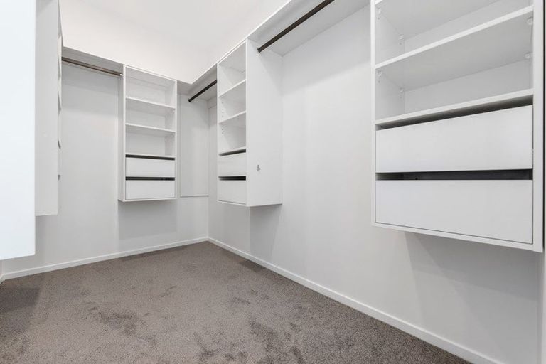 Photo of property in 6b Kaimai Avenue, Massey, 0614