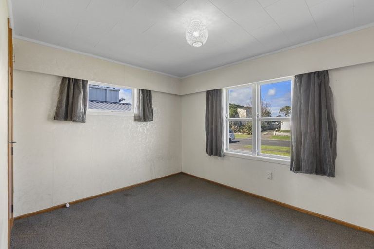 Photo of property in 54 Hume Street, Waitara, 4320