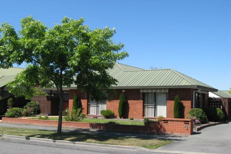 Photo of property in 2/180 Hawthornden Road, Avonhead, Christchurch, 8042