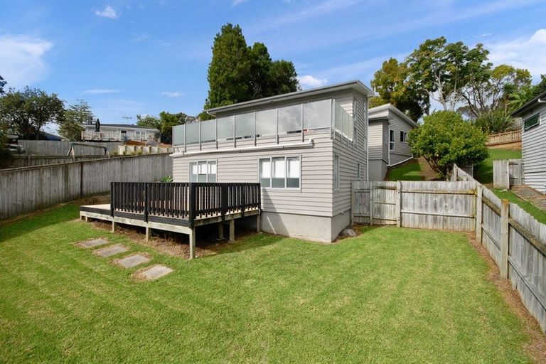 Photo of property in 21a Kia Ora Road, Beach Haven, Auckland, 0626