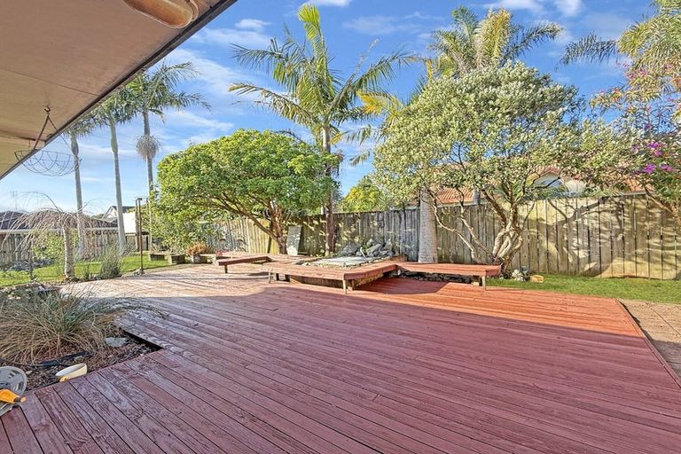 Photo of property in 79 Wairere Road, The Gardens, Auckland, 2105