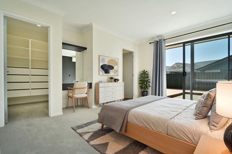 Photo of property in 22 Read Crescent, Clive, 4102