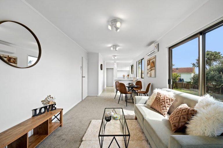 Photo of property in 20a Mckinstry Avenue, Mangere East, Auckland, 2024