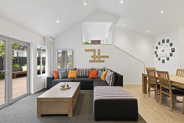 Photo of property in 11 Knoll Rise, Pukekohe, 2120