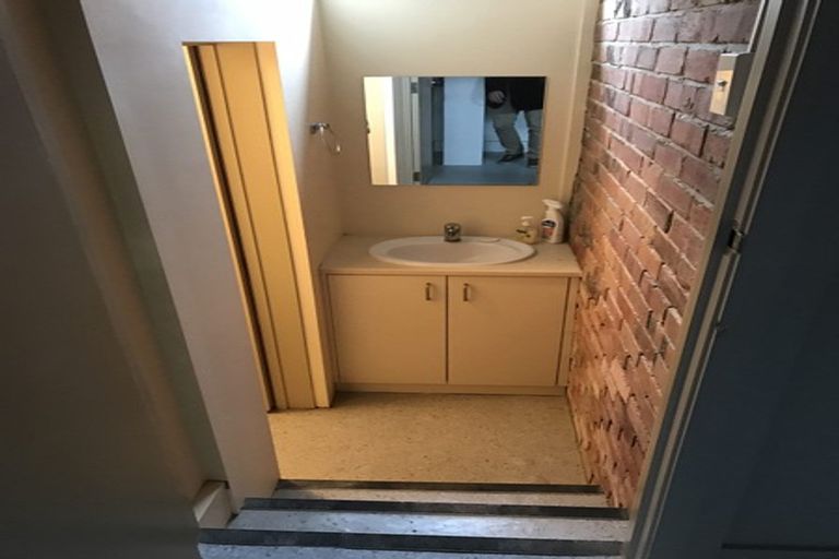 Photo of property in 1/143 Great South Road, Papakura, 2110