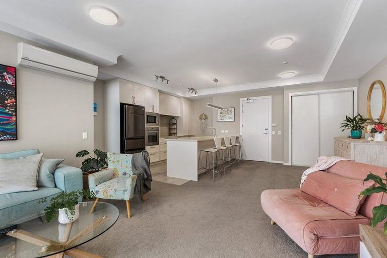 Photo of property in 215 Hibiscus Drive, Orewa, 0931