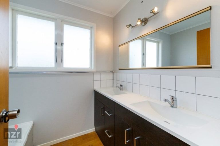Photo of property in 11 Kennedy Avenue, Feilding, 4702