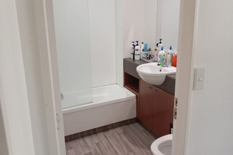Photo of property in Hume House, 18/152u The Terrace, Wellington Central, Wellington, 6011