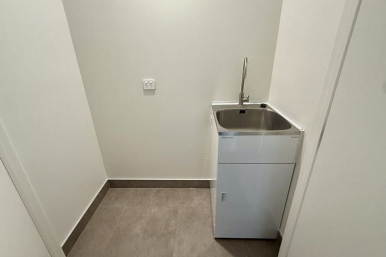 Photo of property in 33 Canna Street, Totara Park, Auckland, 2019