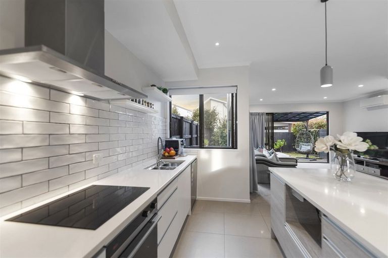 Photo of property in 7 Oioi Road, Hobsonville, Auckland, 0616