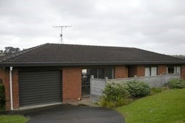 Photo of property in 6 Tern Place, Unsworth Heights, Auckland, 0632